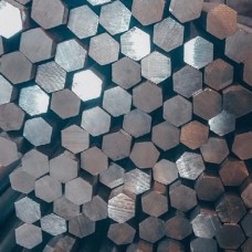 Пруток нержавеющий шестигранный со специальной отделкой поверхности 20Х13 0,3 мм ТУ 14-1-3957-85